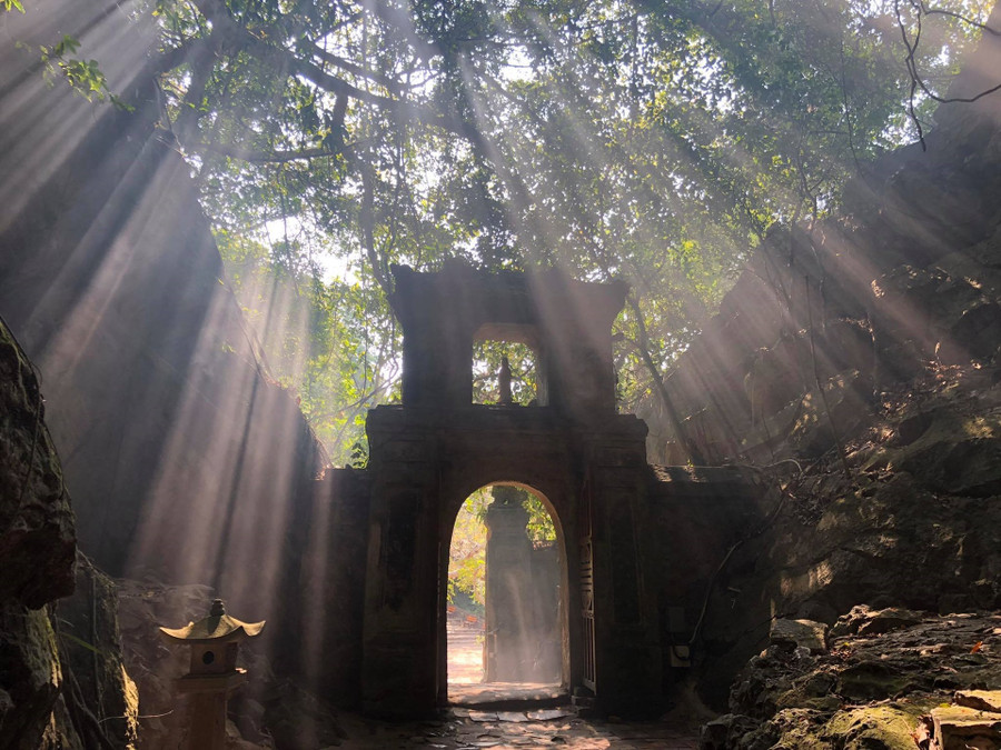 Ngũ Hành Sơn mùa vắng người của nhiếp ảnh gia Kim Liên Ngũ Hành Sơn mùa vắng người của nhiếp ảnh gia Kim Liên