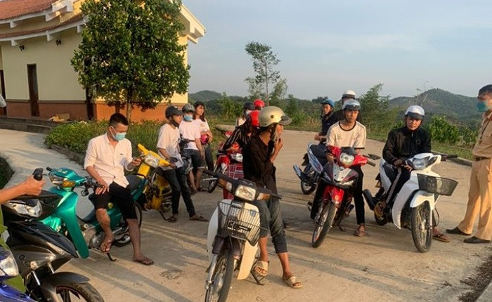 Các "thành viên" trong nhóm đua xe có cả thanh niên đến từ các tỉnh khác ngoài Lâm Đồng. Các