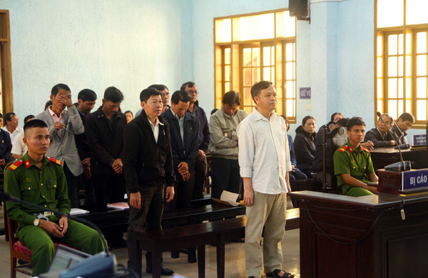 Phiên tòa xét xử các bị cáo trong vụ sai phạm ở Ban Quản lý rừng phòng hộ Bắc Biển Hồ được dư luận hoan nghênh. Ảnh: L.V.N