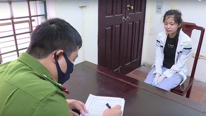 Vi Thị Dung tại cơ quan điều tra - Ảnh Cơ quan Công an cung cấp