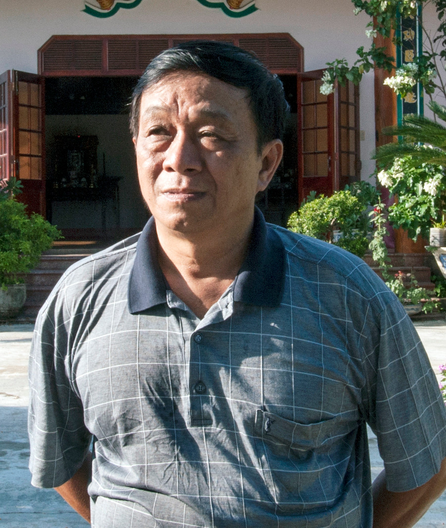 Nhà báo Nguyễn Thế Khoa - Tổng Biên tập tạp chí Văn Hiến. Nhà báo Nguyễn Thế Khoa - Tổng Biên tập tạp chí Văn Hiến.