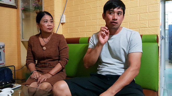  Bà Đinh Thị Lý và con trai Mai Thế Duy - ẢNH LÊ TÂN