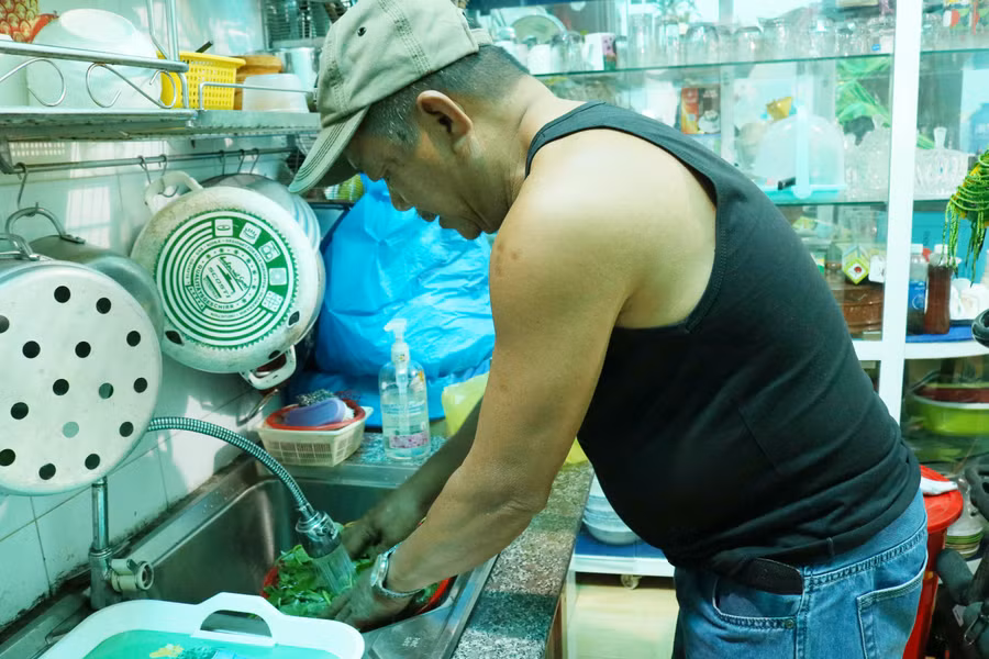 Người dân cần sử dụng nước sạch qua hệ thống cấp nước tập trung để bảo vệ sức khỏe cho bản thân và gia đình. Ảnh: Q.T