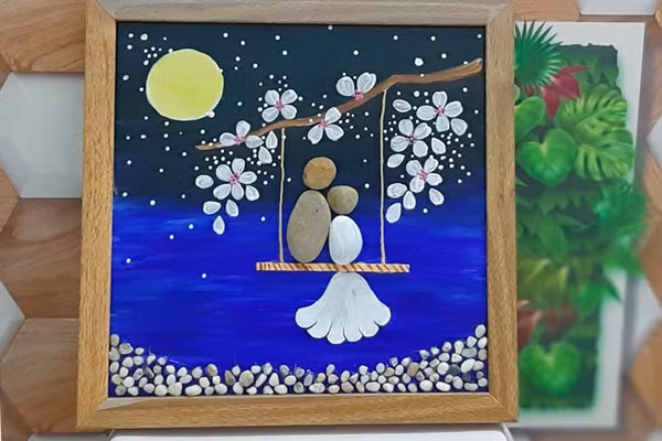 Nghệ thuật sắp đặt đá cuội được thể hiện trên bức tranh. Ảnh: P.L