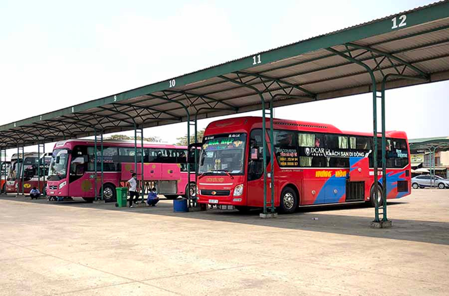  Phương tiện vận tải hành khách tại Bến xe Đức Long Gia Lai. Ảnh: L.H