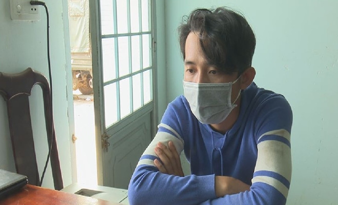 Đối tượng Dũng tại Cơ quan điều tra Đối tượng Dũng tại Cơ quan điều tra