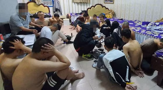 Nhóm thanh niên bị bắt quả tang khi đang sử dụng ma túy