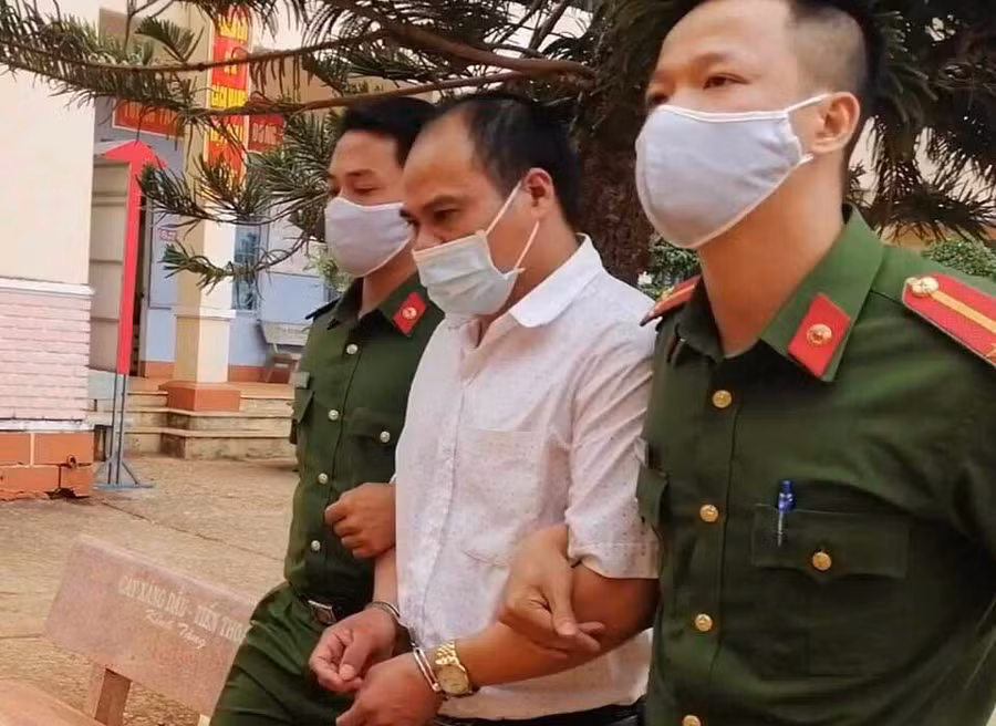 Đối tượng Bạo đã bị bắt khẩn cấp. Ảnh: Văn Ngọc 