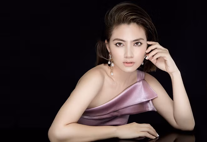 Trước đó, Ngọc Lan đã nghỉ đóng phim nửa năm để ở nhà cùng con trai và nữ diễn viên cho rằng đó là quyết định vô cùng sáng suốt vì cô được chứng kiến sự lớn lên và những thay đổi tuyệt vời từ Louis. ẢNH: HOÀNG PHÚC