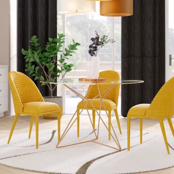 Thiết kế duyên dáng này rất phù hợp cho nhà bếp hiện đại thoáng mát. Cơ sở hình học bắt mắt trong khi mặt kính cường lực cho phép ánh sáng mặt trời xuyên qua tạo độ thoáng nhất định cho căn phòng.