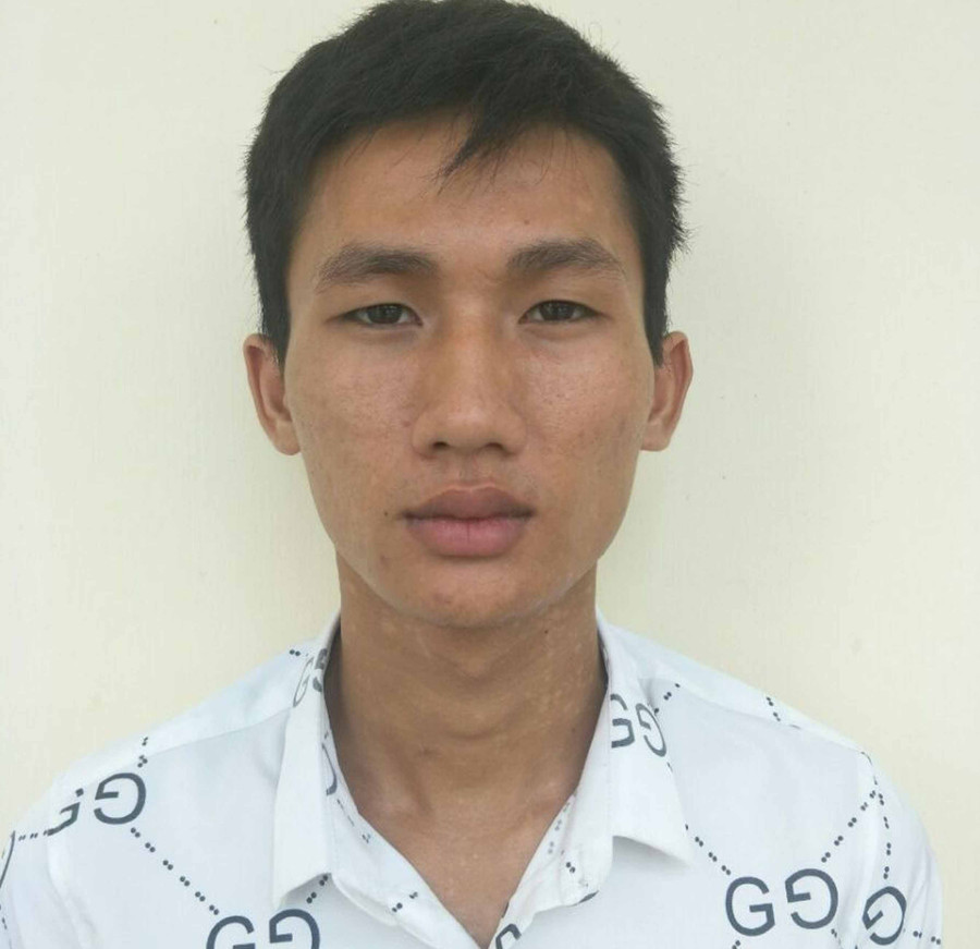 Đối tượng Trần Quốc Toàn đã ra đầu thú. Ảnh: Văn Ngọc 