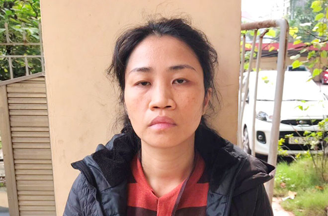 Đối tượng bị tạm giữ tại cơ quan Công an vì có hành vi chống đối.