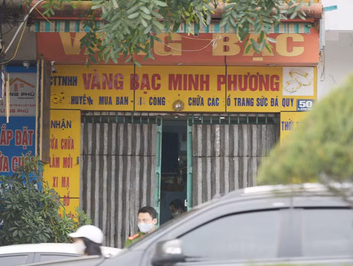 Tiệm vàng Minh Phương nơi ông M tự sát sau đó.