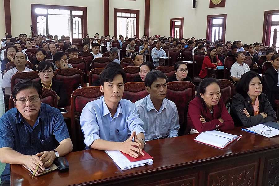 Cán bộ chủ chốt tỉnh dự hội nghị. Ảnh: T.N