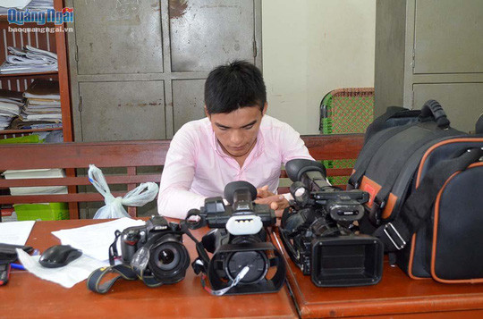 Đặng Văn Phê cùng tang vật vụ án