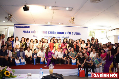 Một cảnh sinh hoạt, chia sẻ của CLB Cuộc chiến ung thư Một cảnh sinh hoạt, chia sẻ của CLB Cuộc chiến ung thư