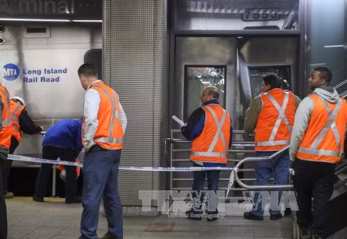Hiện trường một vụ lật tàu hỏa xảy ra ở New York hồi đầu năm.