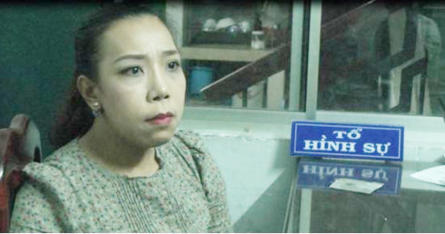 Bà Uyển tại cơ quan Công an