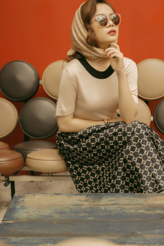 Tuy nhiên sự chuyển mình của cô lại nhận được sự cổ vũ lớn từ khán giả và giới chuyên môn.