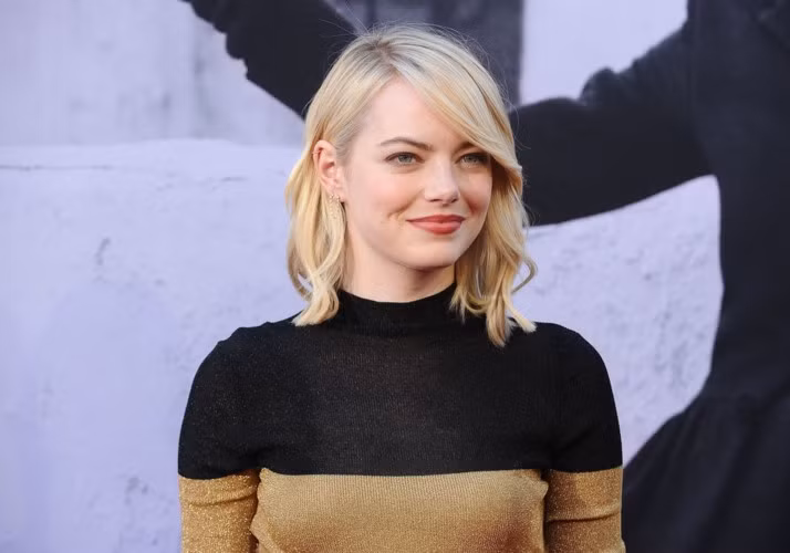 Kiểu tóc lob màu vàng đáng yêu của Emma Stone cũng là sự lựa chọn hợp lý cho mùa thu năm nay.