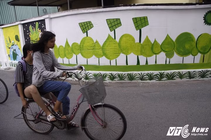  Được biết, tới đây chính quyền xã Đan Phượng sẽ nhân rộng cách làm này ra nhiều con ngõ khác trên địa bàn.