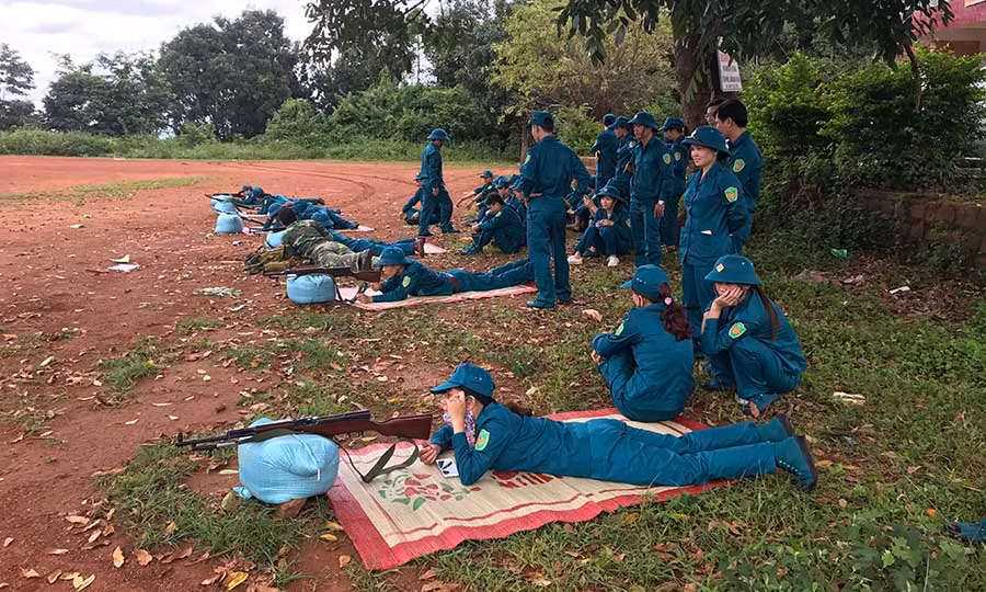 Huấn luyện nội dung bắn súng. Ảnh: Mỹ Duyên Huấn luyện nội dung bắn súng. Ảnh: Mỹ Duyên