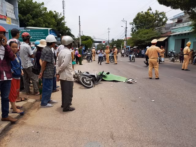  Hiện trường vụ tai nạn. Ảnh: Thi Phú
