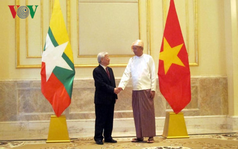 Tổng Bí thư Nguyễn Phú Trọng và Tổng thống Htin Kyaw