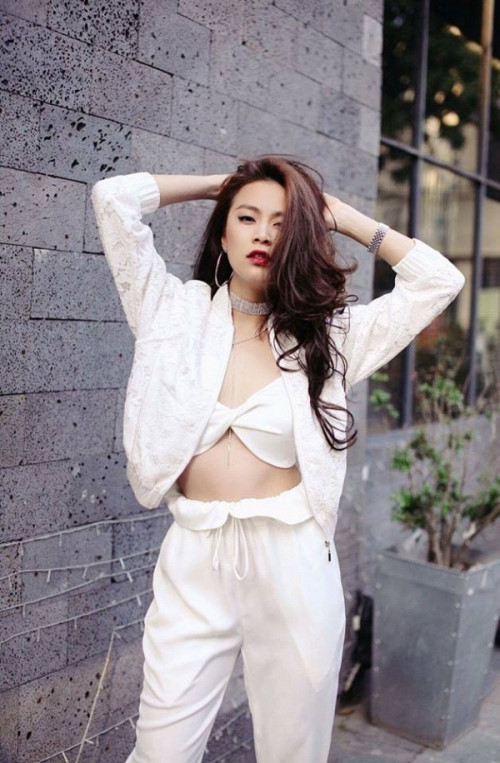 Gợi cảm chính là hình ảnh Hoàng Thuỳ Linh xây dựng trong tương lai.