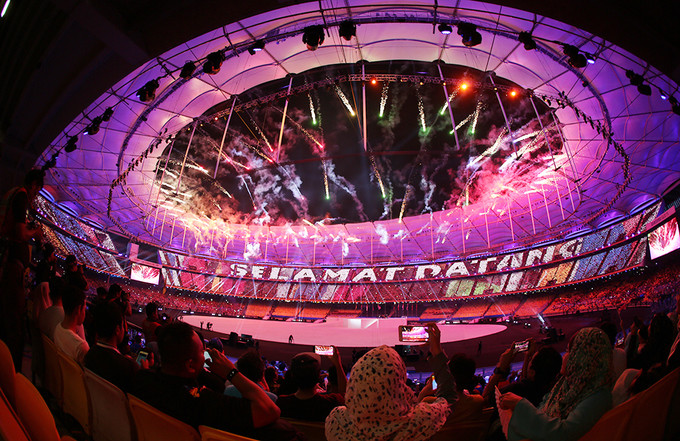 Sân Bukit Jalil với sức chứa gần 100.000 chỗ ngồi gần như chật kín khán giả. Đây là lần thứ sáu Malaysia tổ chức SEA Games sau các năm 1965, 1971, 1977, 1989 và 2001.