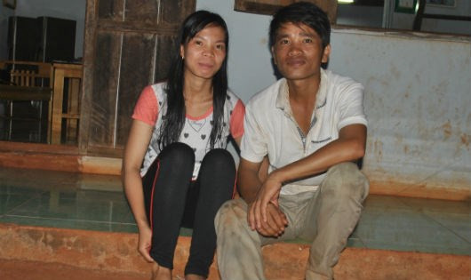 Vợ chồng anh Trần Phước Lợi Vợ chồng anh Trần Phước Lợi