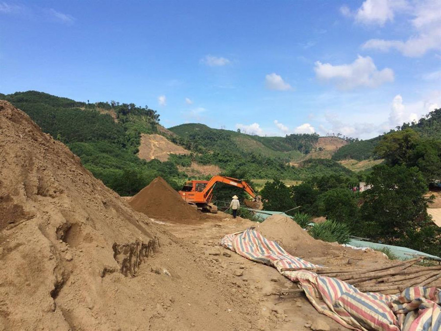 Khai thác trái phép, công nhiên tại mỏ vàng Bồng Miêu trong giai đoạn 