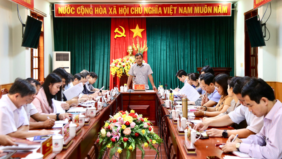 Quang cảnh phiên họp Thường trực HĐND tỉnh khóa XII. Ảnh: Phương Linh