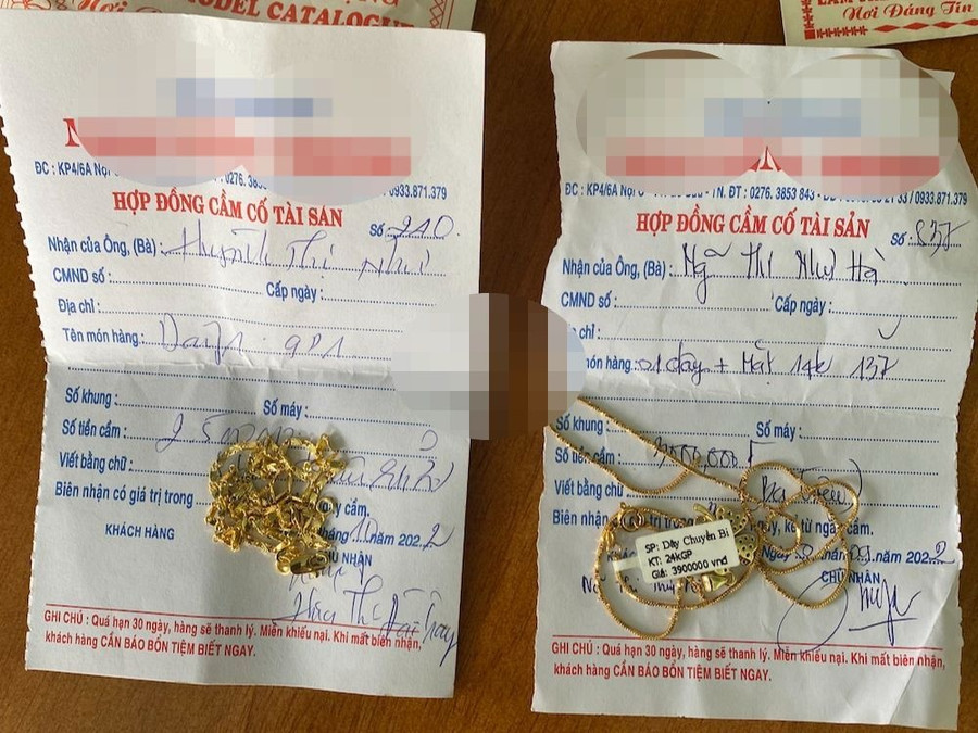  Tang vật vụ lừa đảo. Ảnh: Ngọc Hà