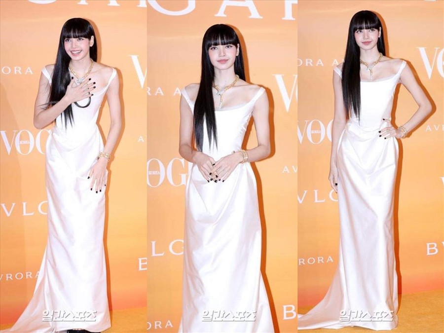 Lisa (Blackpink) là một trong những người lên trao giải thưởng tại sự kiện. Ảnh: Naver