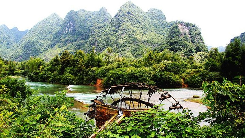 Một góc sông Hiến. Ảnh: Đức Sen