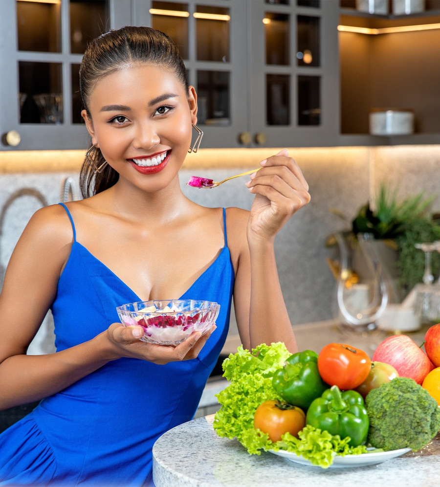 Á hậu Thạch Thu Thảo khuyến khích ăn uống lành mạnh để giữ gìn sức khỏe. Ảnh: BTC