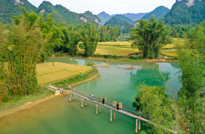 Chiều về yên bình Chiều về yên bình