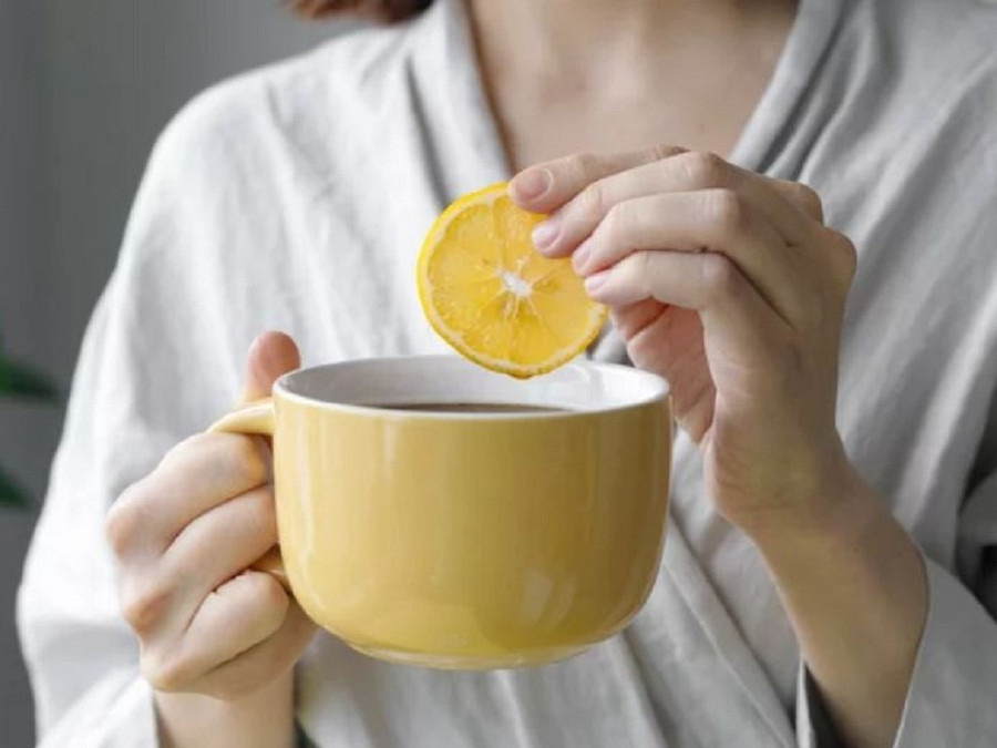 Nước chanh có thể giúp giảm nguy cơ sỏi thận. Ảnh: Shutterstock