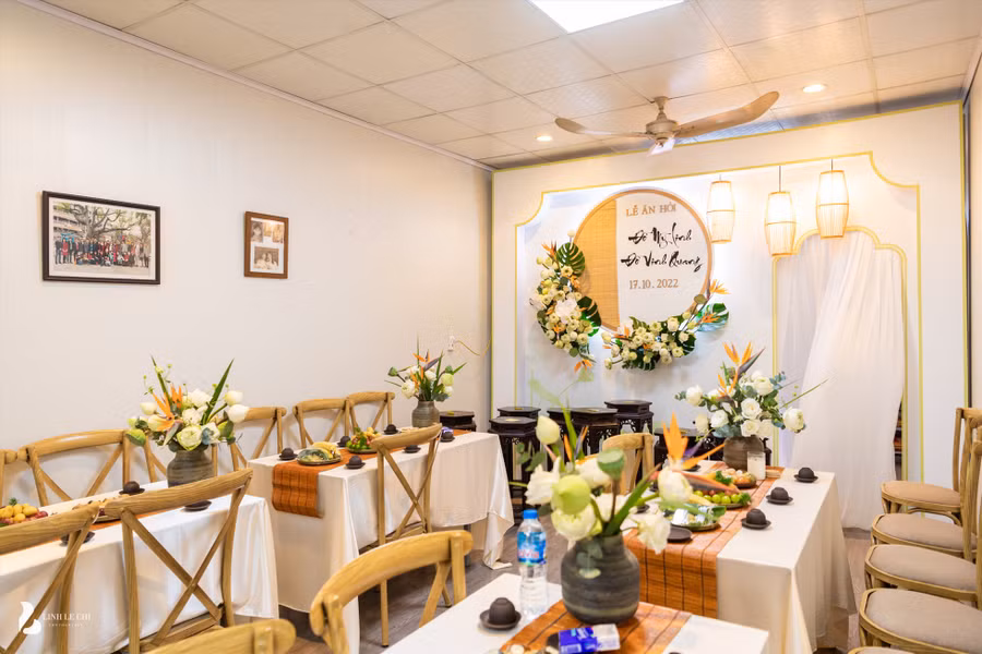 Không gian lễ ăn hỏi truyền thống của Hoa hậu Đỗ Mỹ Linh. Ảnh: NVCC