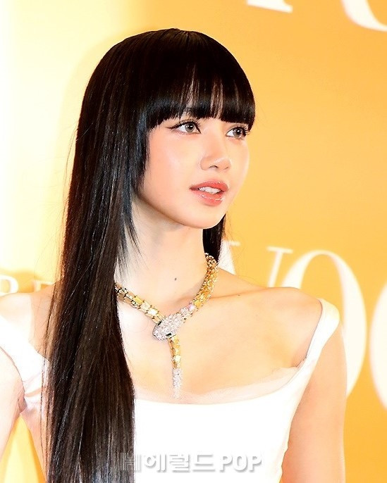 Cận cảnh nhan sắc Lisa (Blackpink). Ảnh: Naver