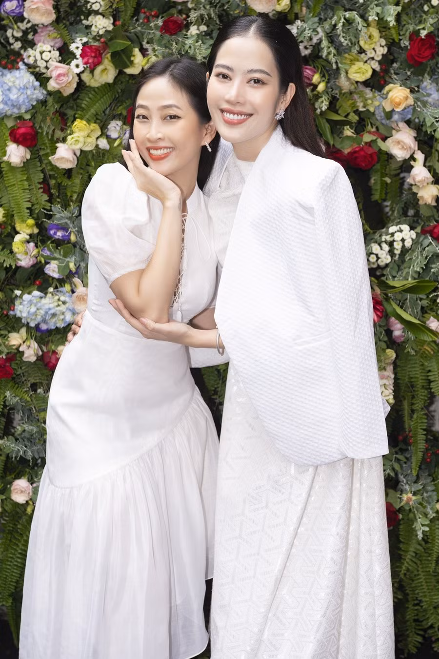 Sau khi trở về từ cuộc thi Miss World Vietnam 2022, Nam Em tiếp tục với các dự án của mình.