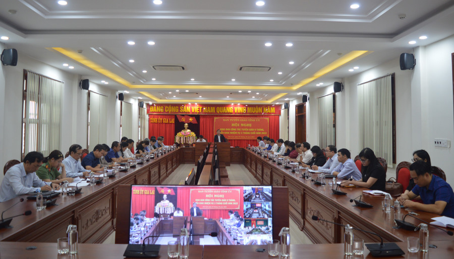 quang cảnh hội nghị tại điểm cầu trung tâm. Ảnh: Anh Huy