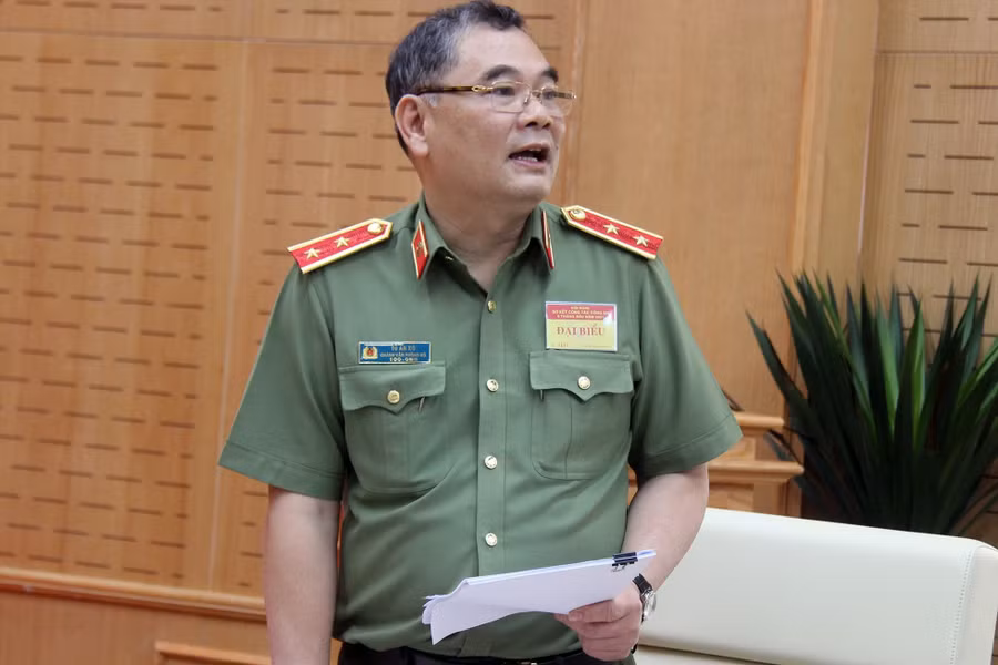 Trung tướng Tô Ân Xô cho biết, Bộ Công an sẽ xử lý các đối tượng tung tin đồn thất thiệt. Ảnh: Đ.X