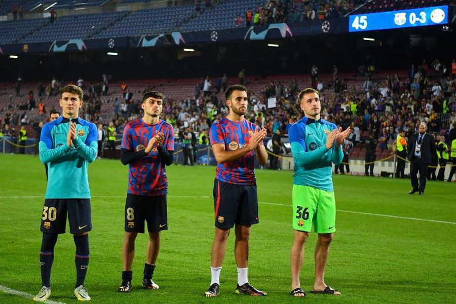 "Ông lớn" Barcelona dừng bước. Ảnh: UEFA "Ông lớn" Barcelona dừng bước. Ảnh: UEFA