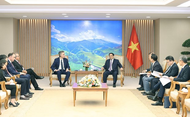 Thủ tướng Phạm Minh Chính tiếp Phó Chủ tịch Điều hành Tập đoàn năng lượng AES (Hoa Kỳ) Juan Ignacio Rubiolo. (Ảnh: Dương Giang/TTXVN) Thủ tướng Phạm Minh Chính tiếp Phó Chủ tịch Điều hành Tập đoàn năng lượng AES (Hoa Kỳ) Juan Ignacio Rubiolo. (Ảnh: Dương Giang/TTXVN)