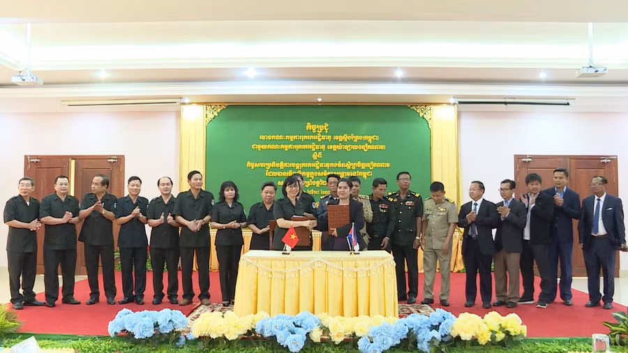 Ký kết biên bản thỏa thuận0