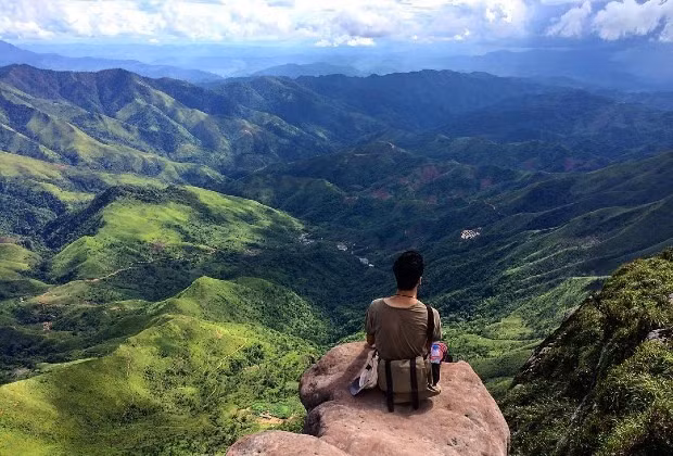 Đỉnh Pha Luông. Ảnh: Vietnam booking