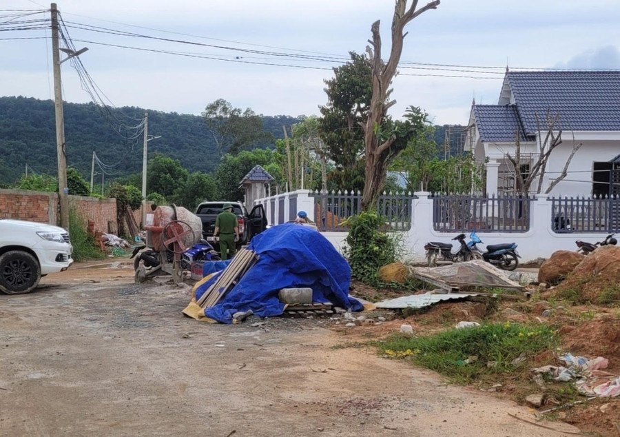 Khu vực xảy ra vụ nổ súng. Ảnh: Xuân Lam Khu vực xảy ra vụ nổ súng. Ảnh: Xuân Lam