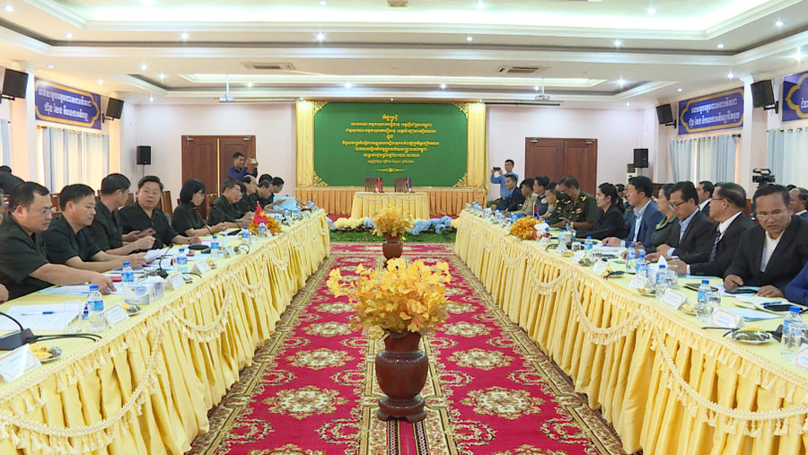 Quang cảnh hội đàm. Ảnh: Đoàn Bình